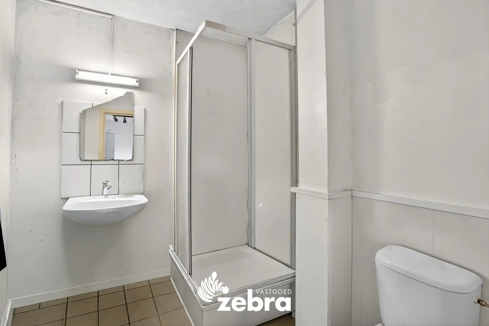 Opbrengsteigendom met 3 woonunits in centrum Kortrijk! foto 2