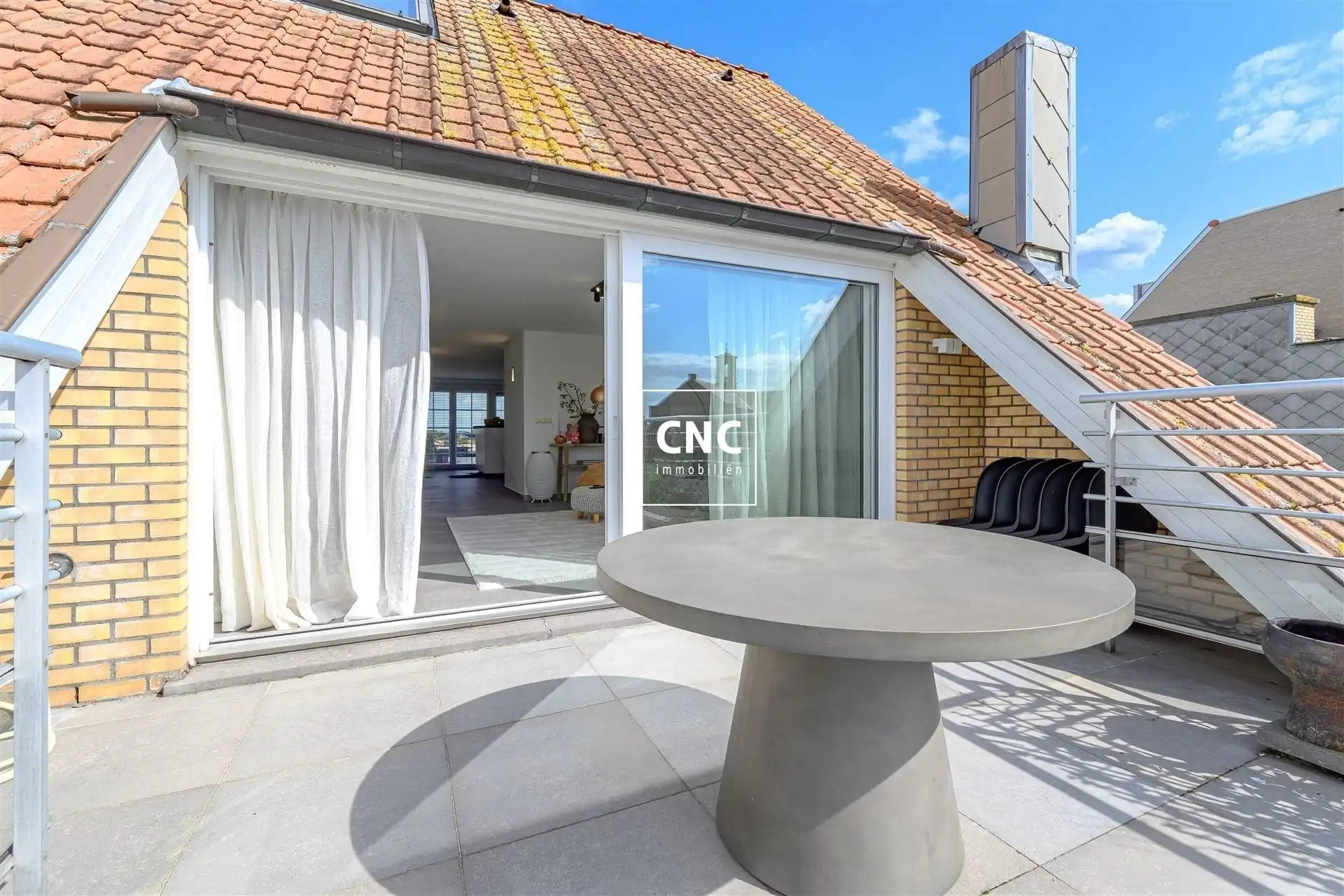 Prachtig instapklaar duplexappartement met 2 grote terrassen foto 7