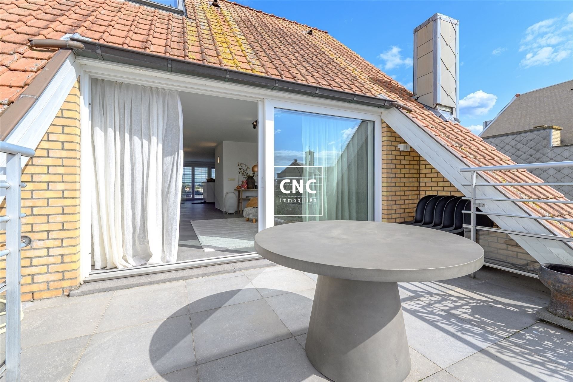 Prachtig instapklaar duplexappartement met 2 grote terrassen foto 7