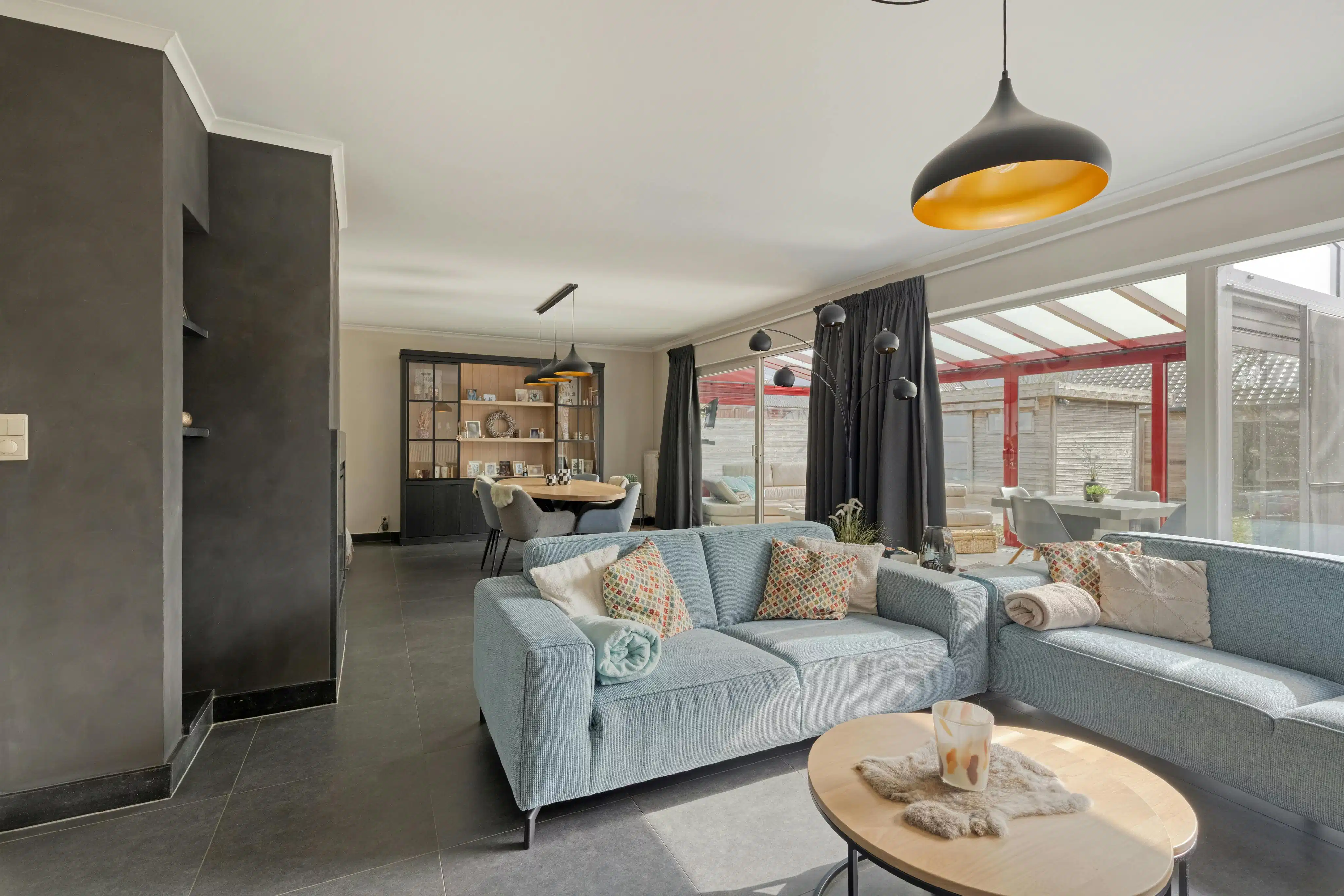 Ruim huis met 3 slpk, zuidgerichte tuin en rustige ligging in Lievegem foto 4