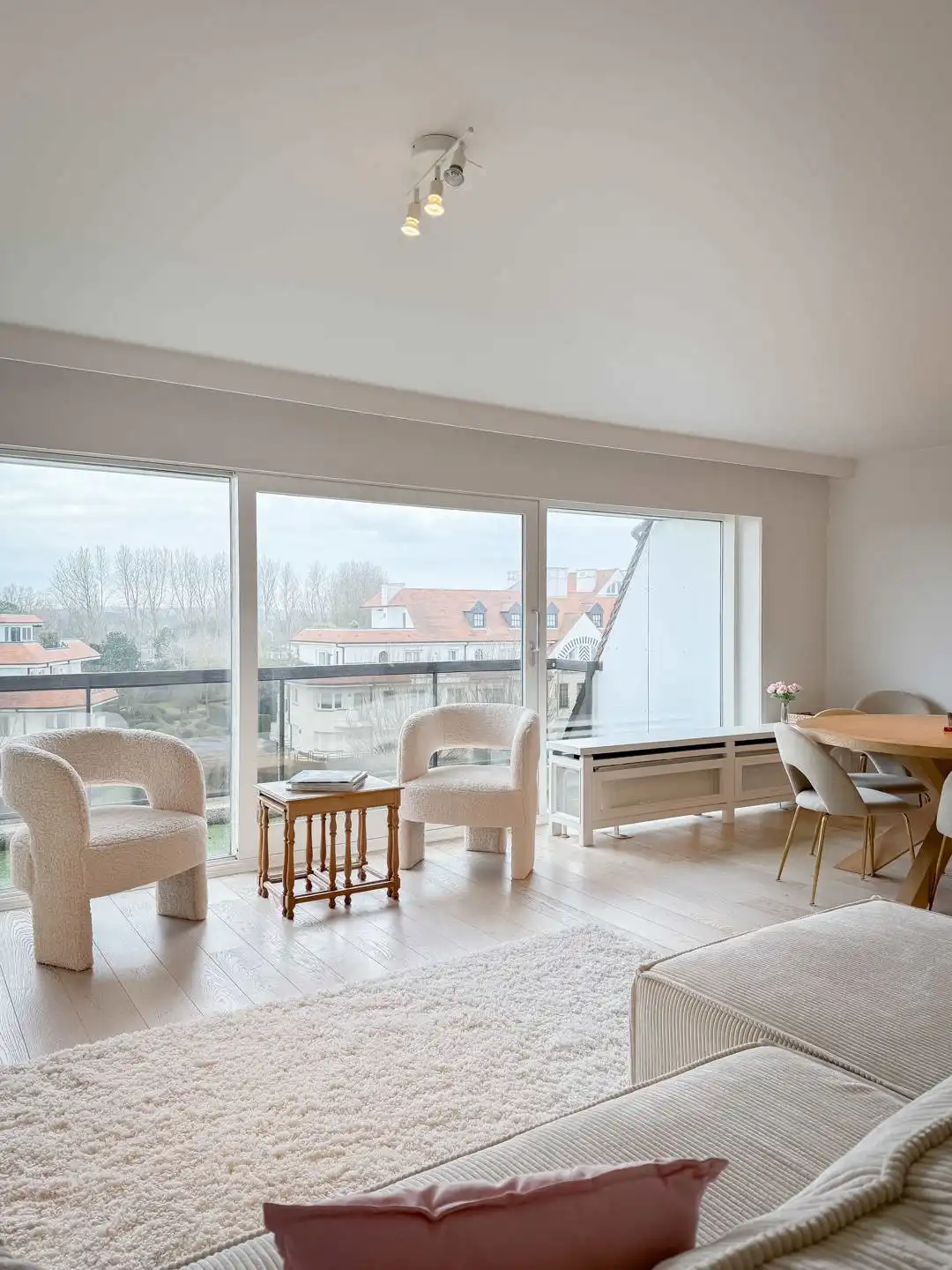 Zonnig appartement in villaresidentie met schitterend terras foto 9