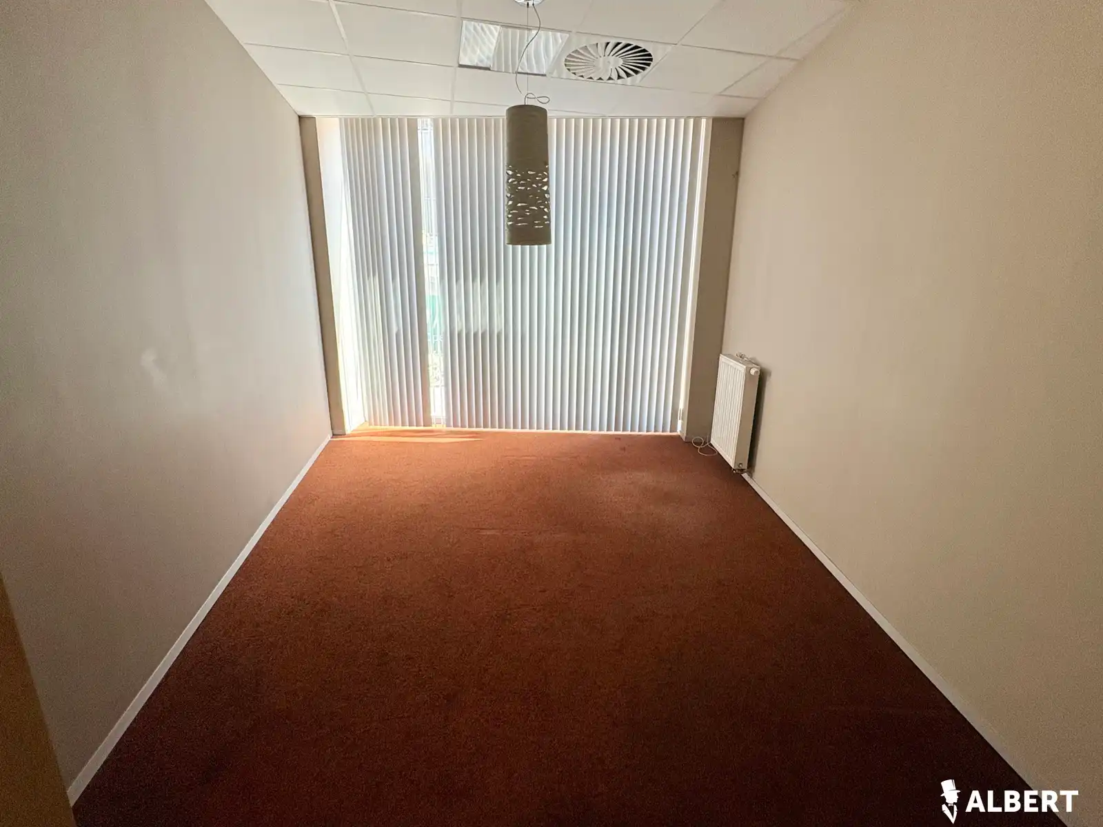Lichtrijk handelspand van 497m2 op toplocatie! foto 10
