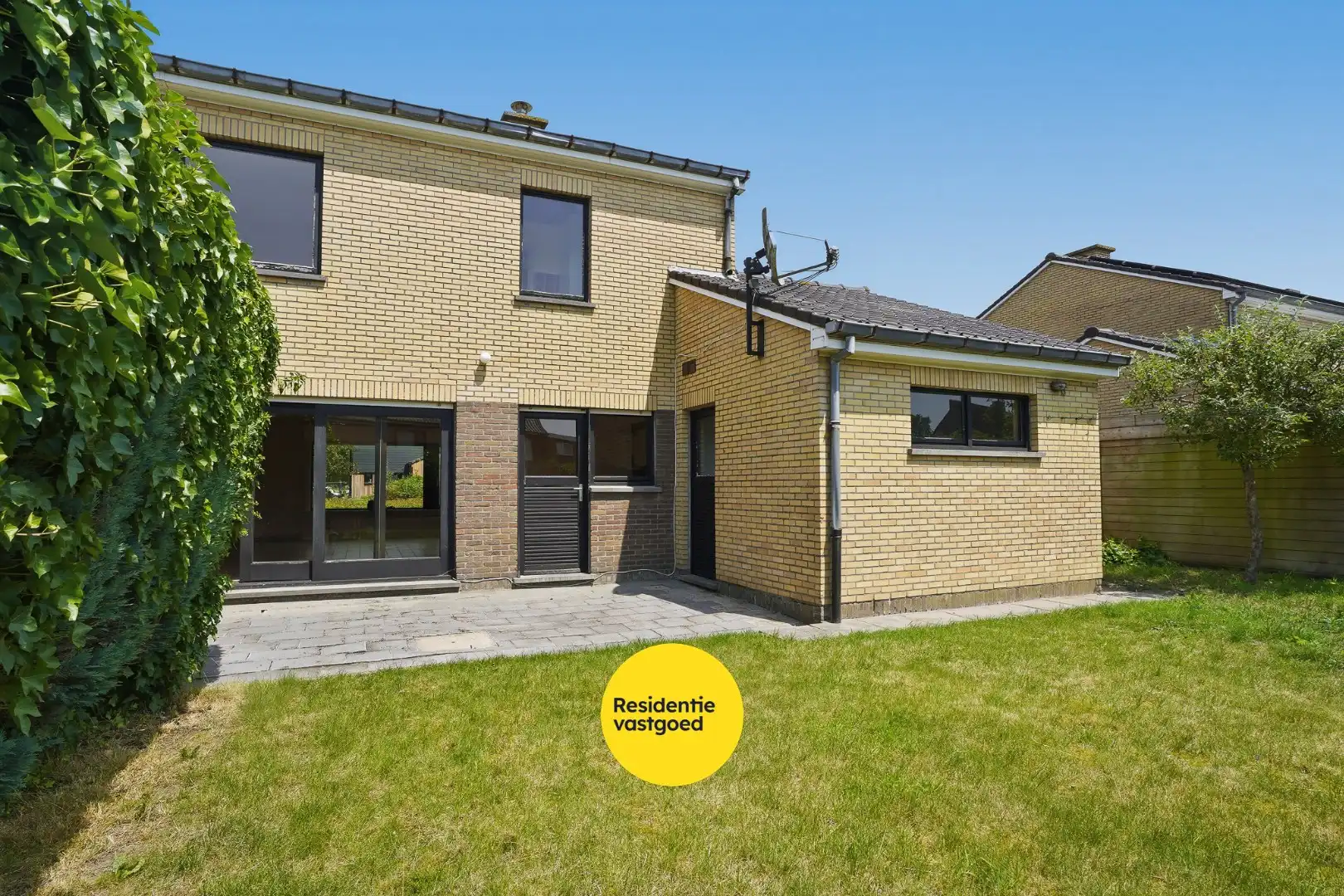 Renovatiewoning met 3 slpks, garage en zonnige tuin foto 10