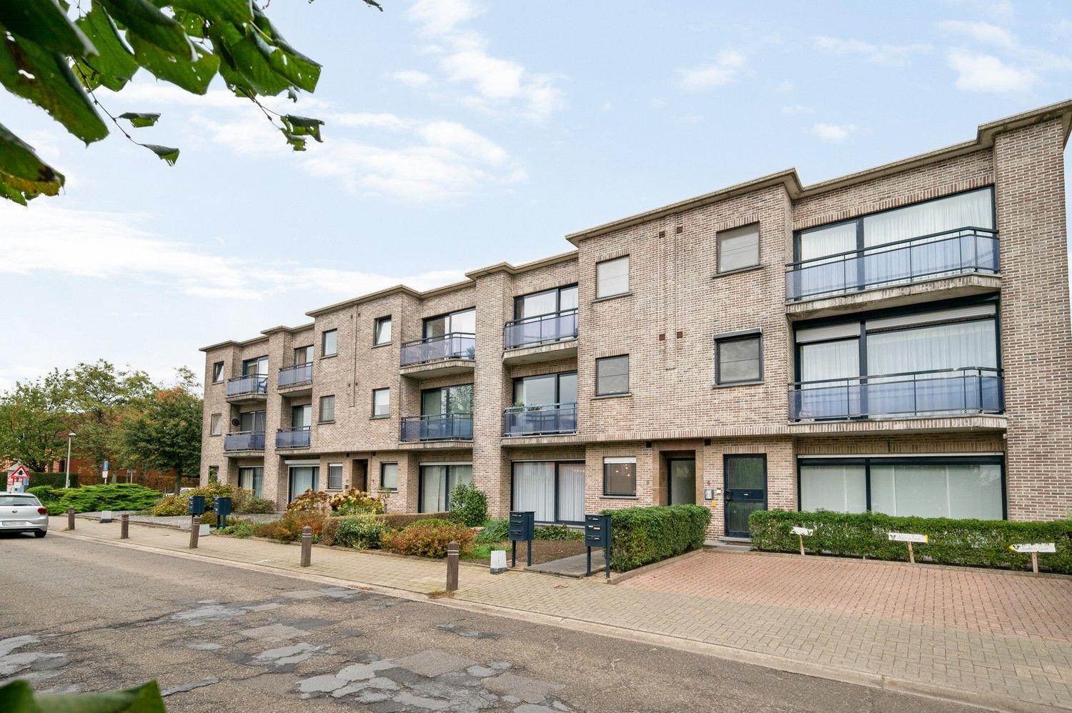 Ruim gelijkvloers appartement met tuin op toplocatie nabij centrum Vremde. foto 14