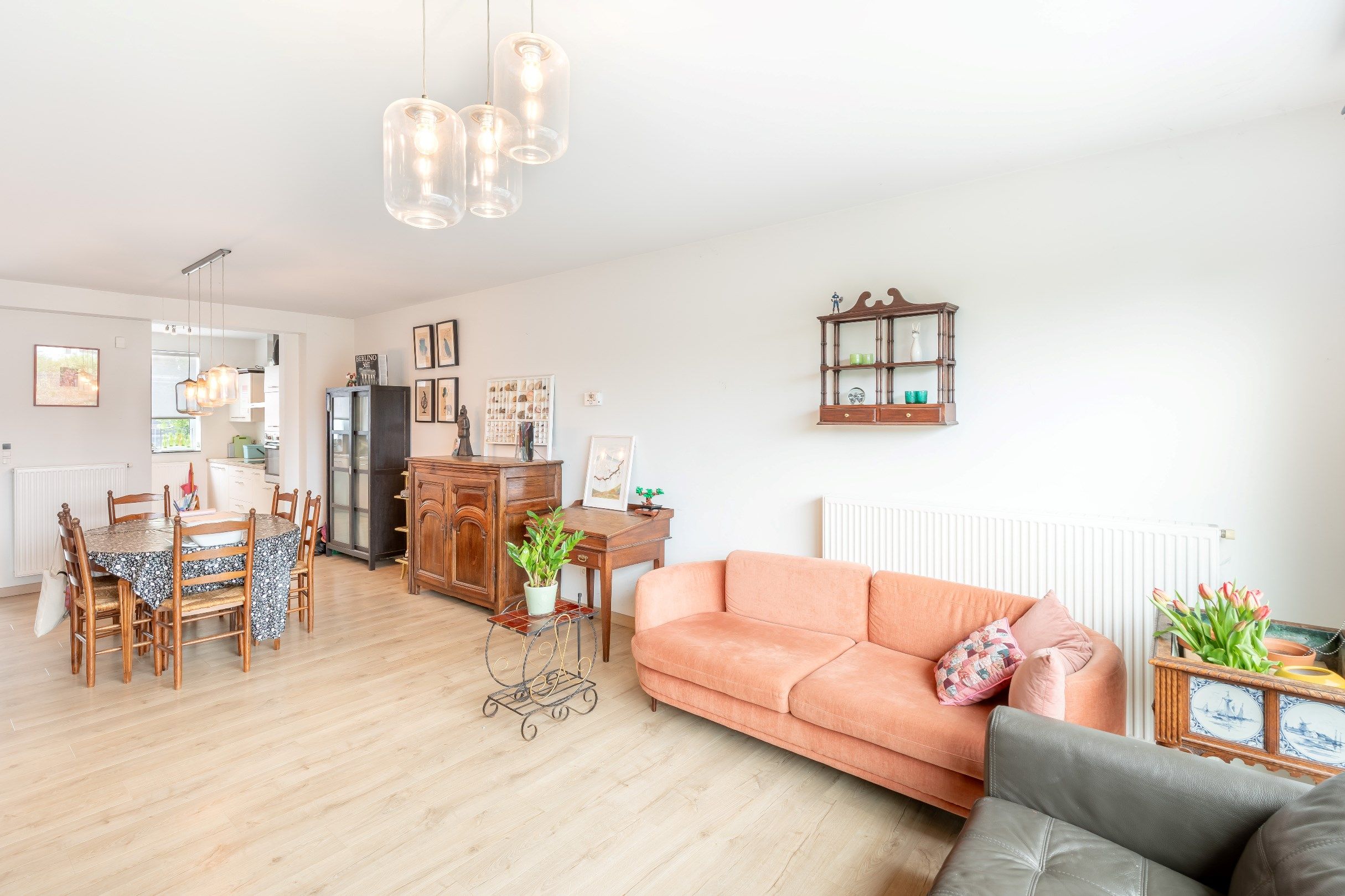 Leuke rijwoning op toplocatie! foto 5