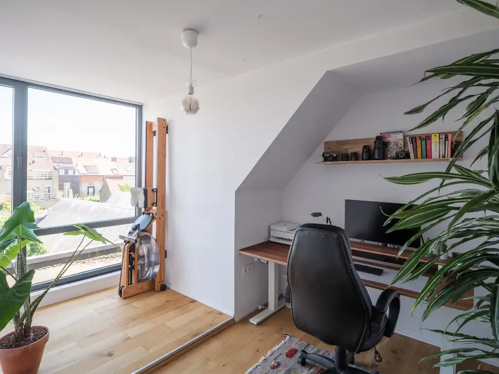 Opportuniteit - omgeving Visserij. Instapklare en unieke burgerwoning met split-levels, &nbsp;3slpk’s + bureauruimte en aangename stadstuin op een zeer gegeerde locatie te Gent. foto 20