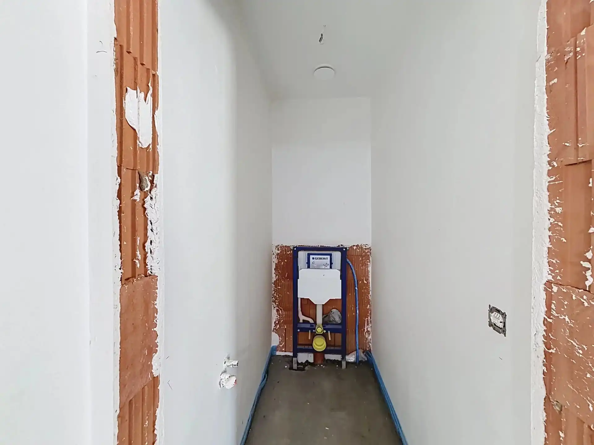 Moderne halfopen nieuwbouwwoning op een topligging nabij het centrum van Lommel foto 16