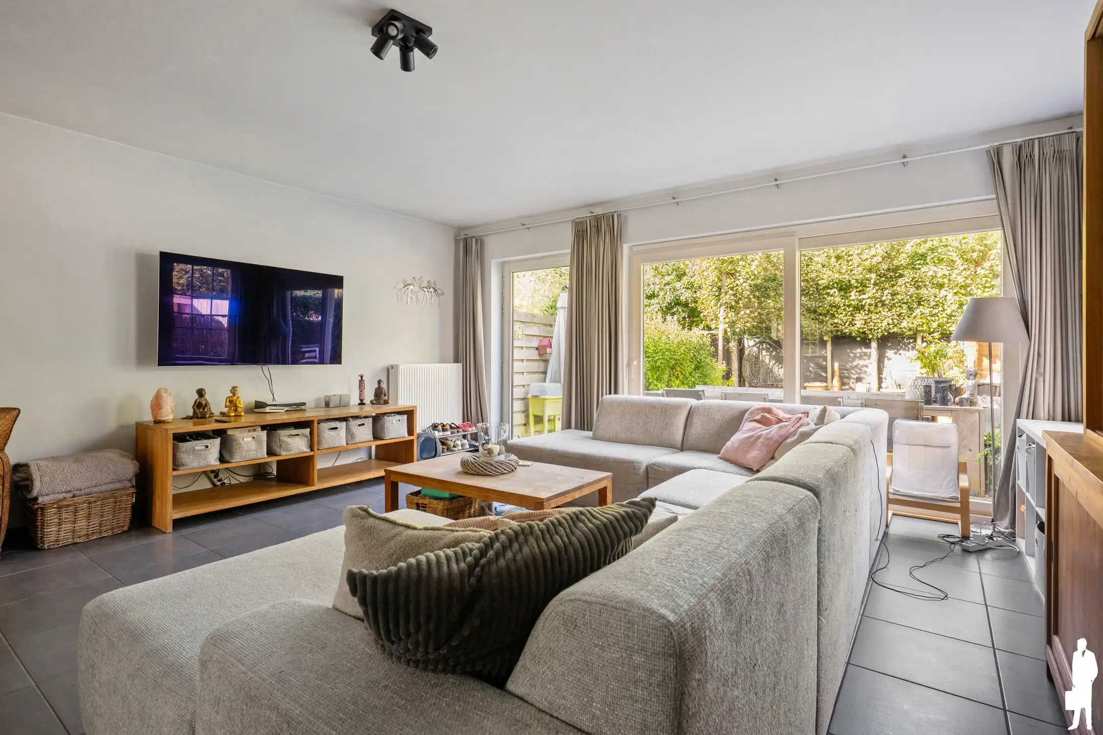Ruime HOB met 4 slpk en prachtige tuin op toplocatie in Hove foto 6