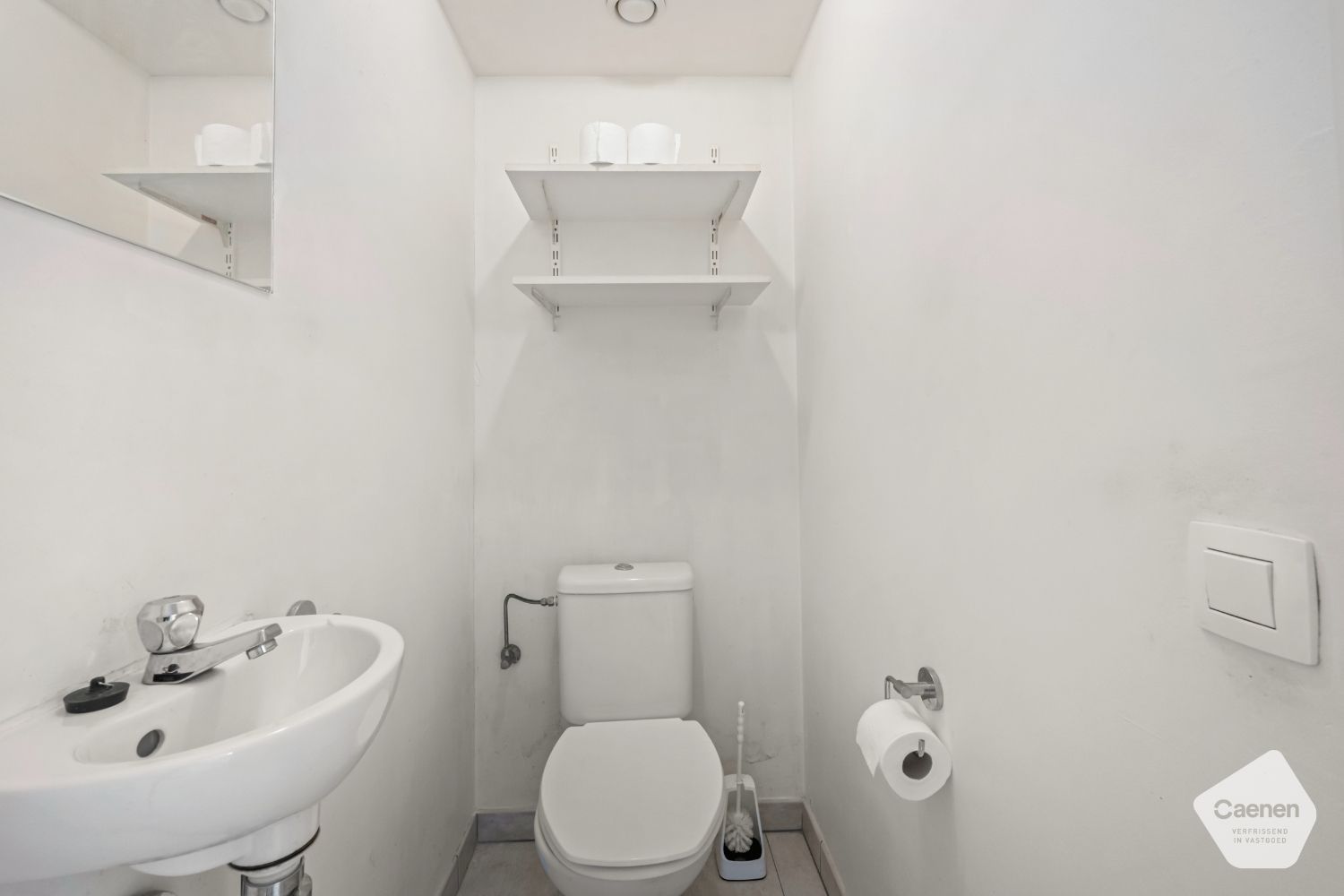 Instapklaar twee slaapkamer appartement in het hart van Blankenberge foto 13
