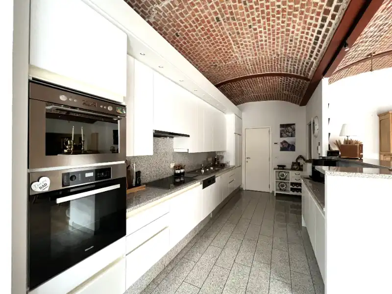 Ruim luxe appartement/duplex met garage! foto 10
