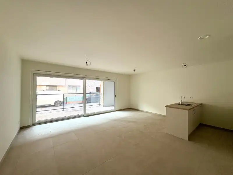 Gelijkvloers nieuwbouwappartement met 3 slaapkamers + terras foto 2