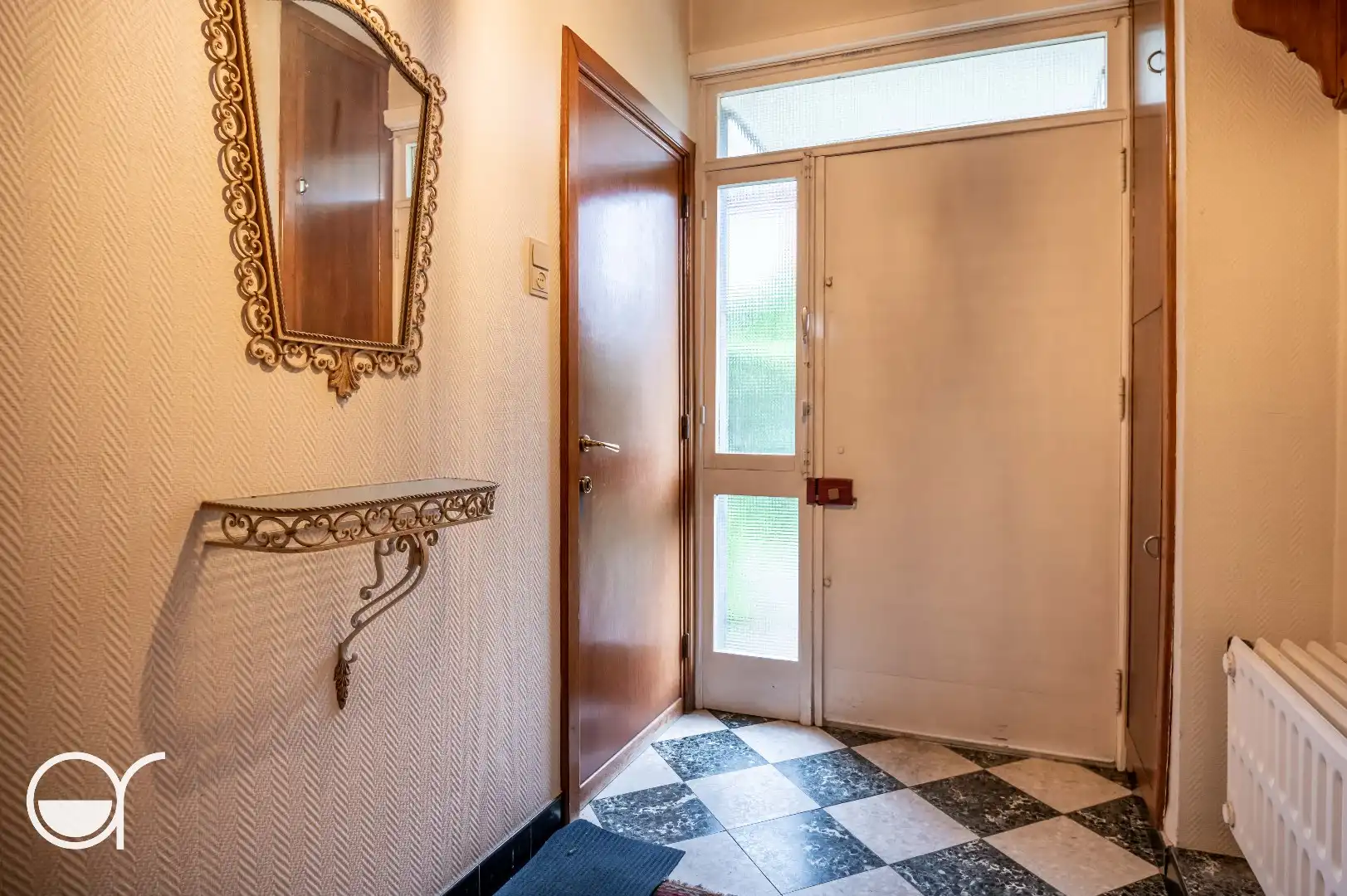 Te renoveren halfopen bebouwing op gegeerde locatie  foto 3