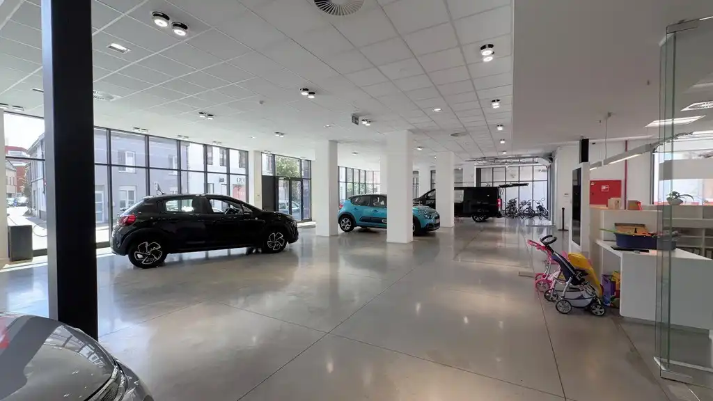 Showroom met magazijn te huur aan het Handelsdok in Gent foto 19