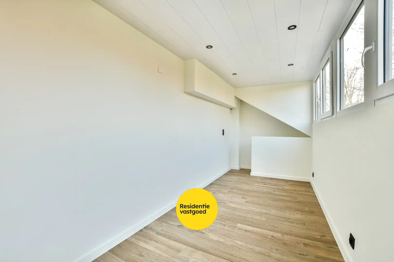 Instapklaar éénslaapkamerappartement te huur in het centrum van De Haan! foto 12