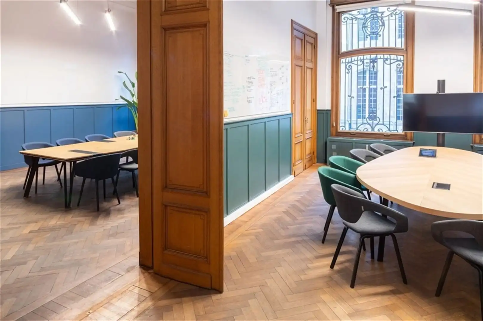 Kantoor in oud-herenhuis-stijl te centrum Antwerpen foto 7