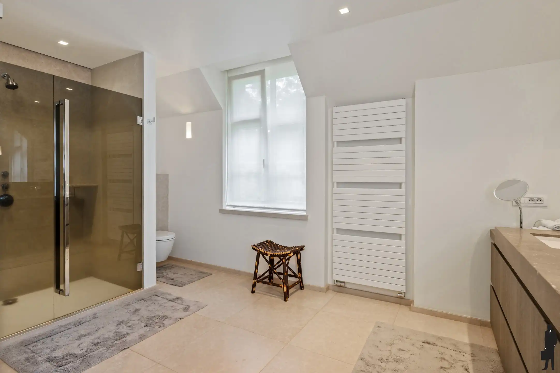 High-end villa nabij het centrum! foto 21