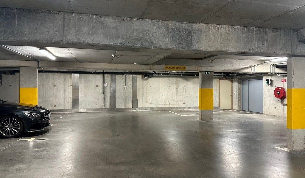 Instapklaar kantoor te huur aan Coupure in Gent foto 12