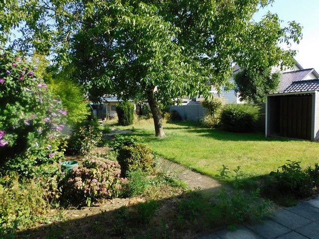 Goed gelegen gezinswoning met zonnige tuin foto 16