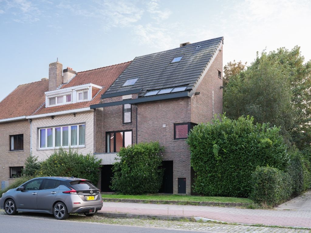 Bijzondere woning van BARO architecten tussen het Miljoenenkwartier en het UZ Gent. foto 24