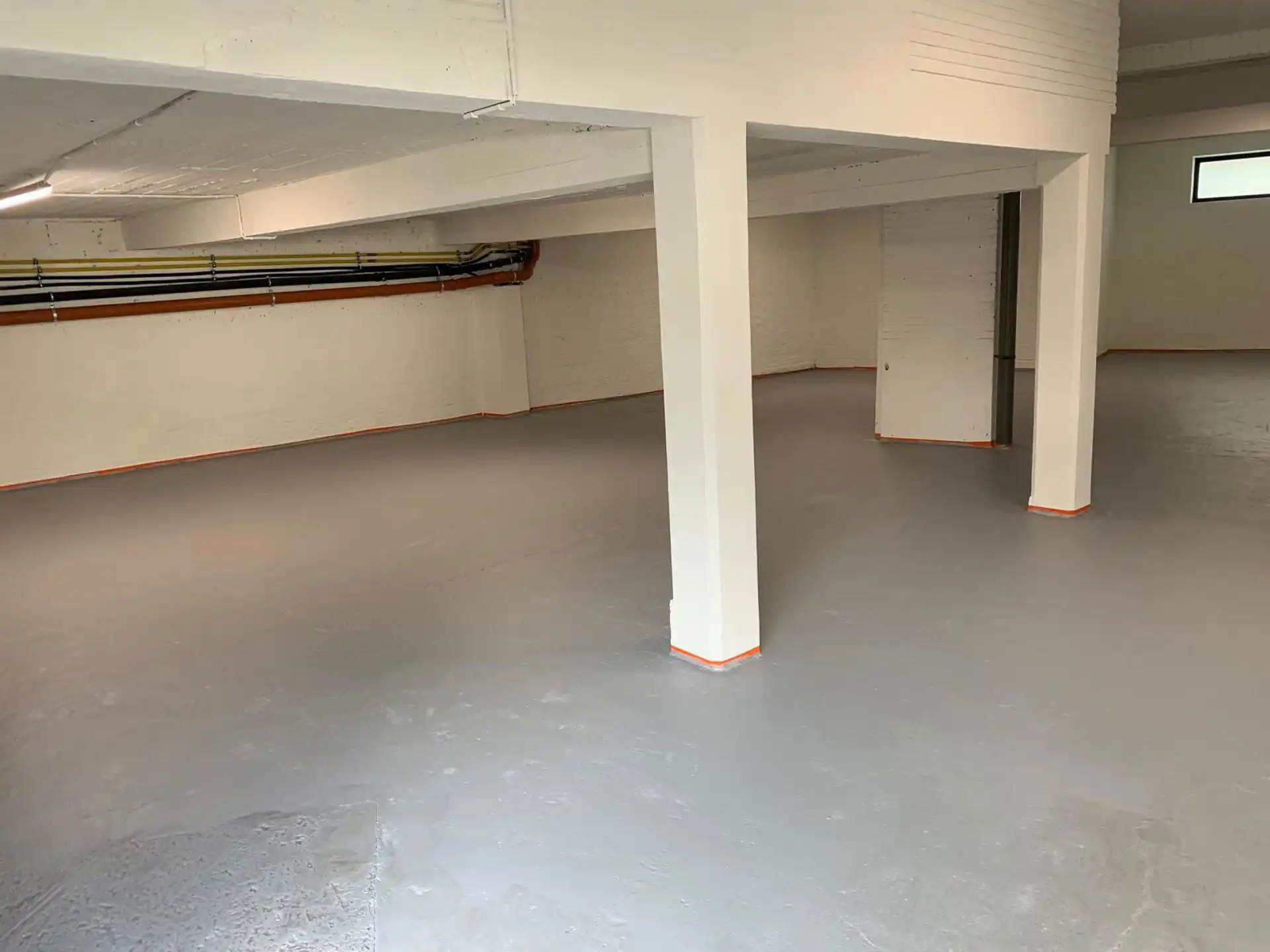 DEURNE - Ruime kantoorruimte met groot terras en parking foto 18