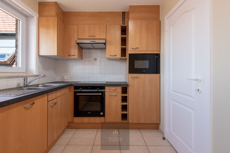 Ruim zongericht appartement met 2 slaapkamers. foto 12