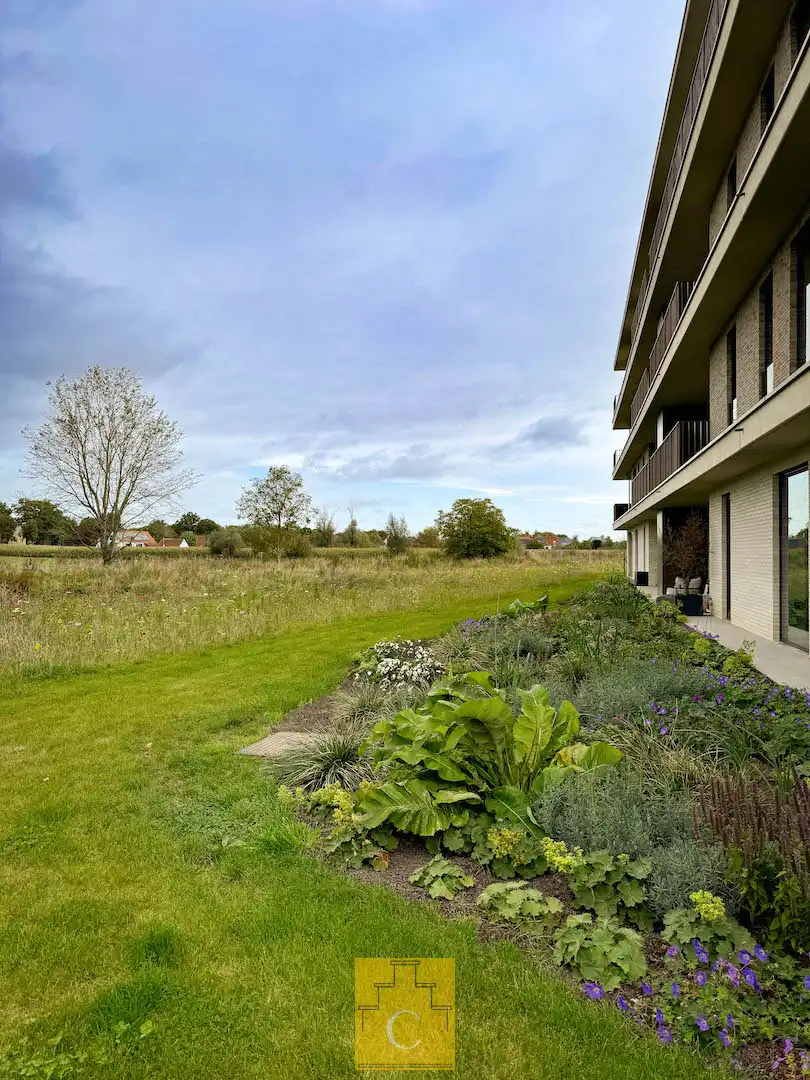 Appartement met ruime terrassen en autostandplaats foto 15