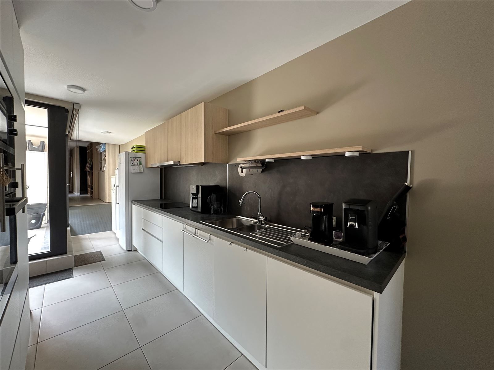 Volledig gerenoveerd appartement in hartje Geraardsbergen! foto 4