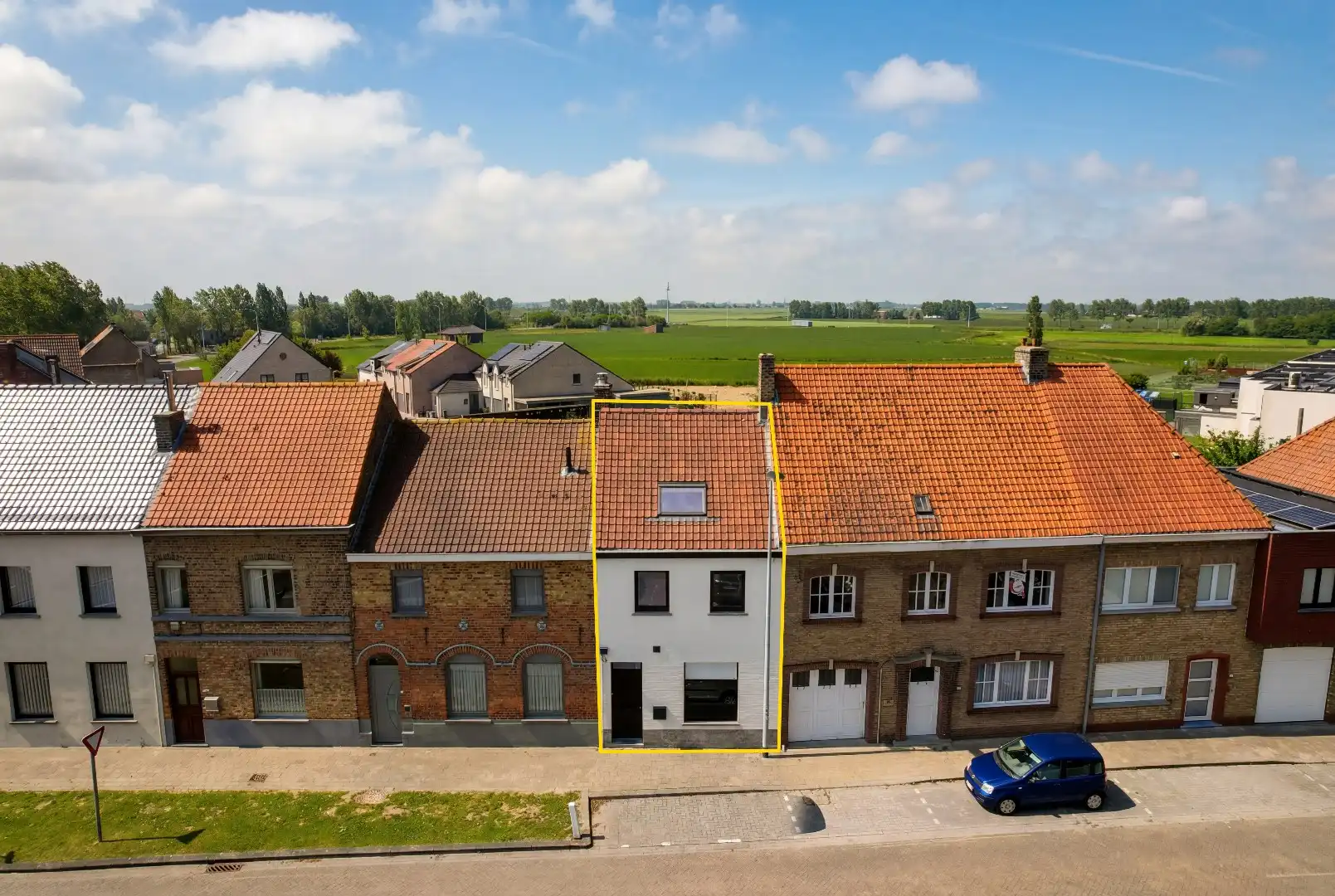 IN OPTIE- Volledig gerenoveerde rijwoning met zonnige tuin in Nieuwpoort-Stad op 180m². foto 15