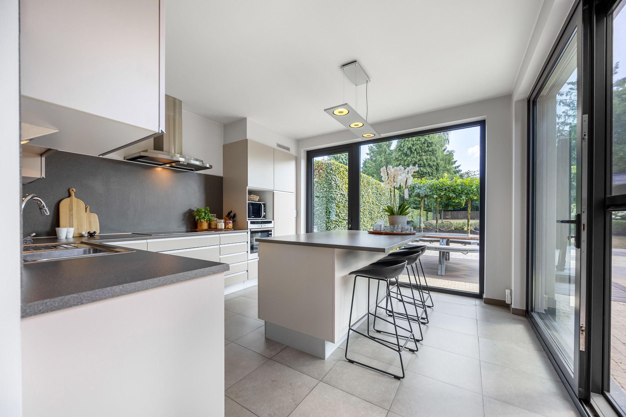 Moderne woning met tuin nabij het centrum van Westmalle foto 9