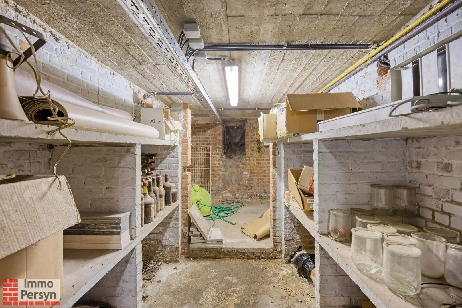 Droomlocatie aan de Basiliek: Woon- en Handelspand met Ongekend Potentieel! foto 10