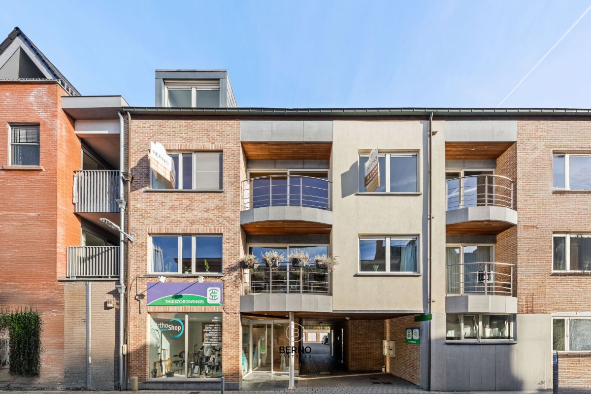 Ruim appartement in centrum Hamme foto 2