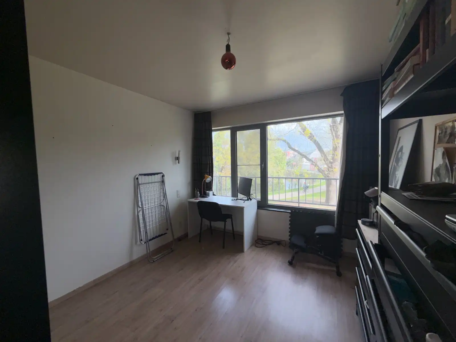 Ruim 3 slaapkamer appartement op ideale ligging. foto 9