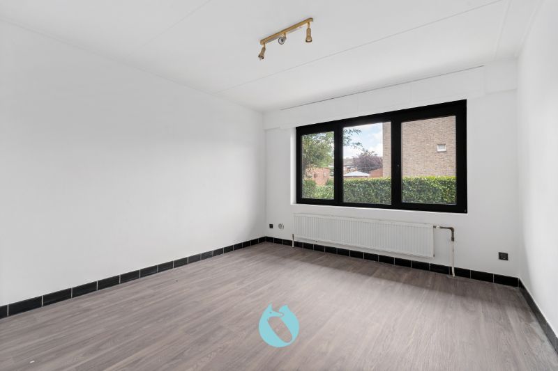 Rustig gelegen gelijkvloers appartement met 2 slaapkamers foto 7
