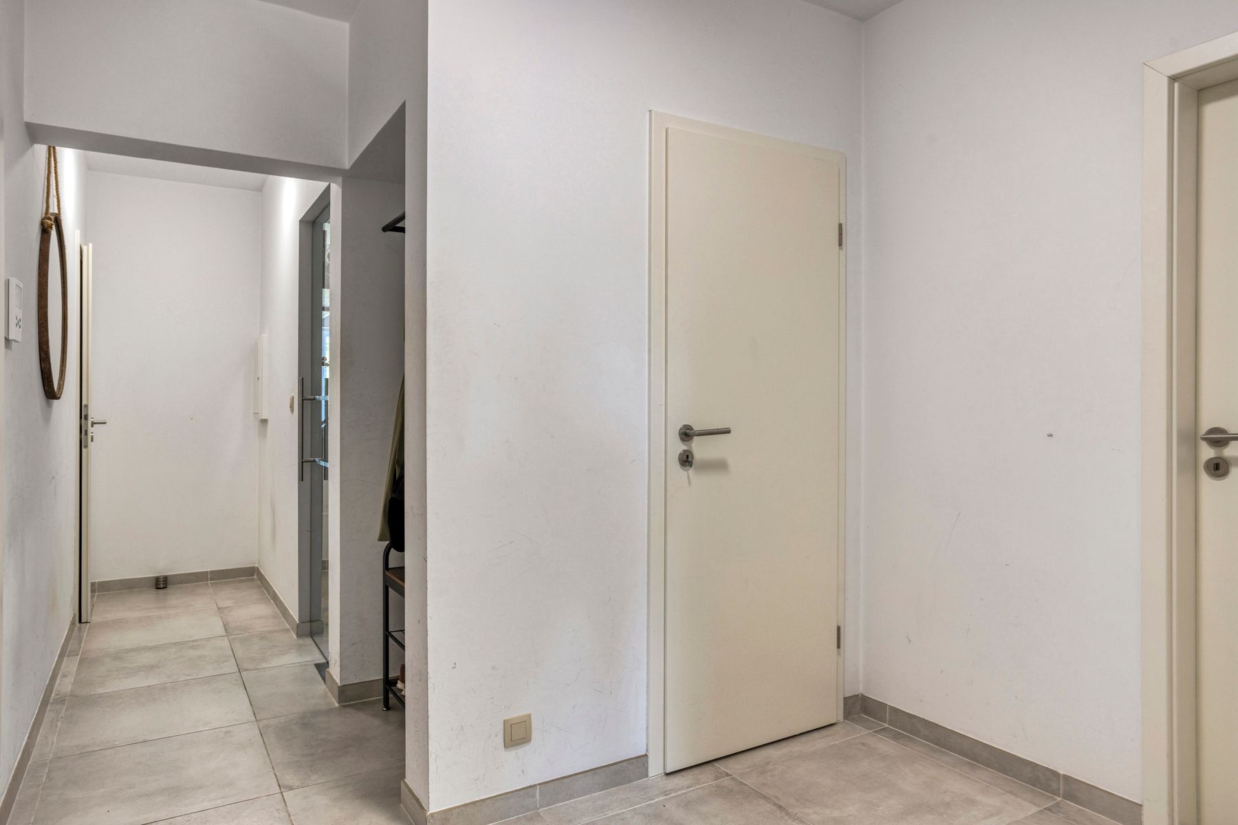 Gerenoveerd 2-slaapkamer appartement op centrale ligging foto 21