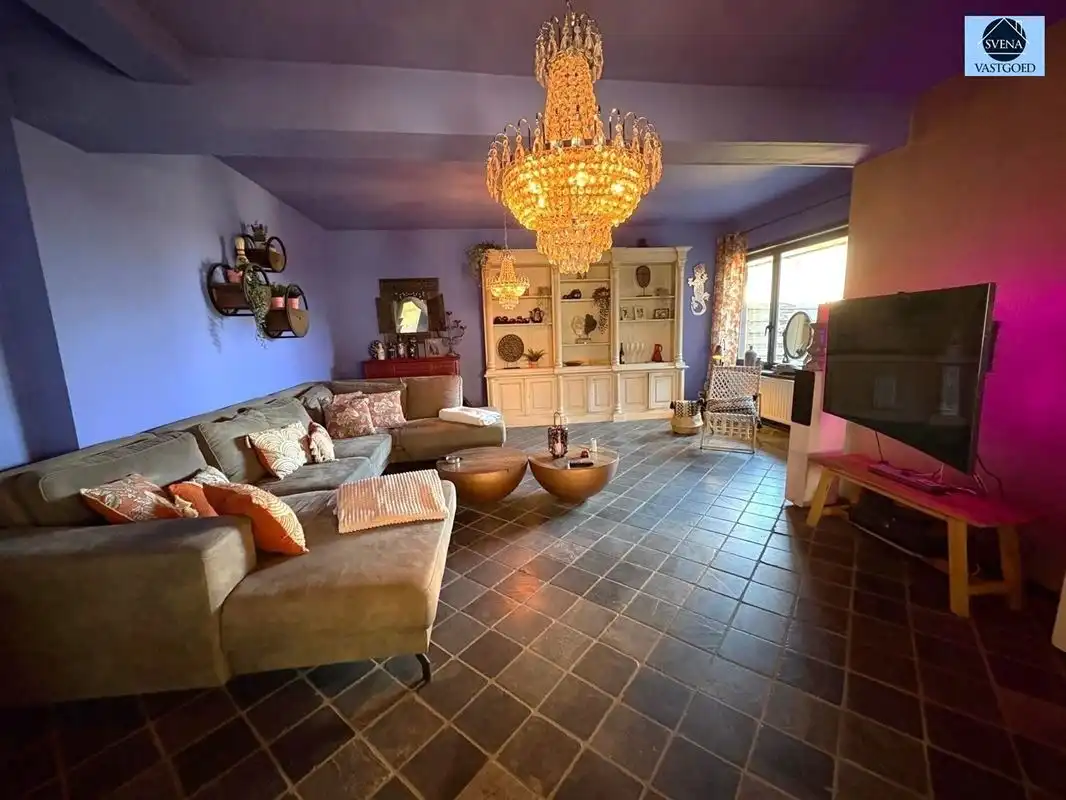 ZEER LEUKE WONING MET 5 SLAAPKAMERS foto 3