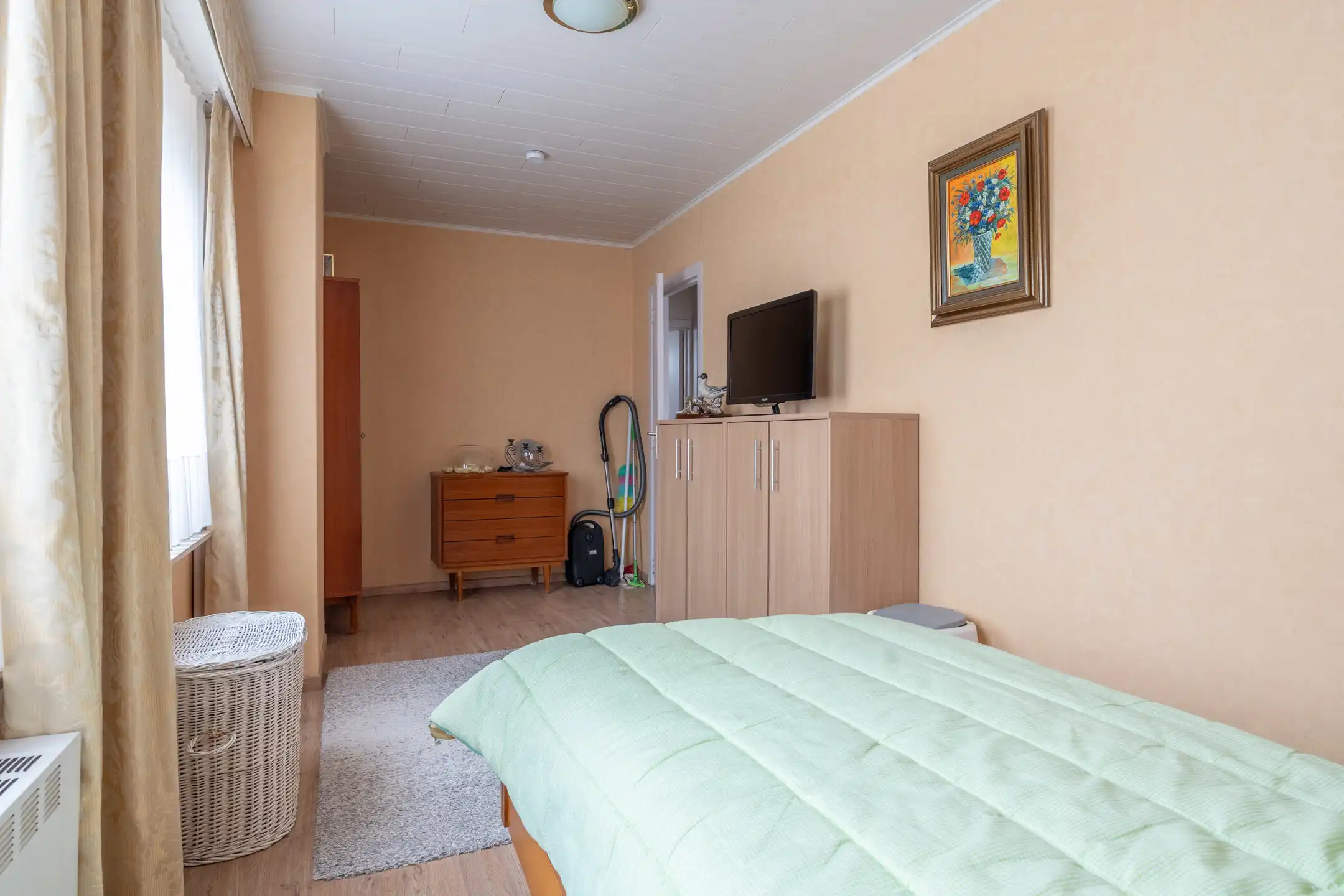 Gunstig gelegen woning met 3 slpks en garage op  505 m² foto 32