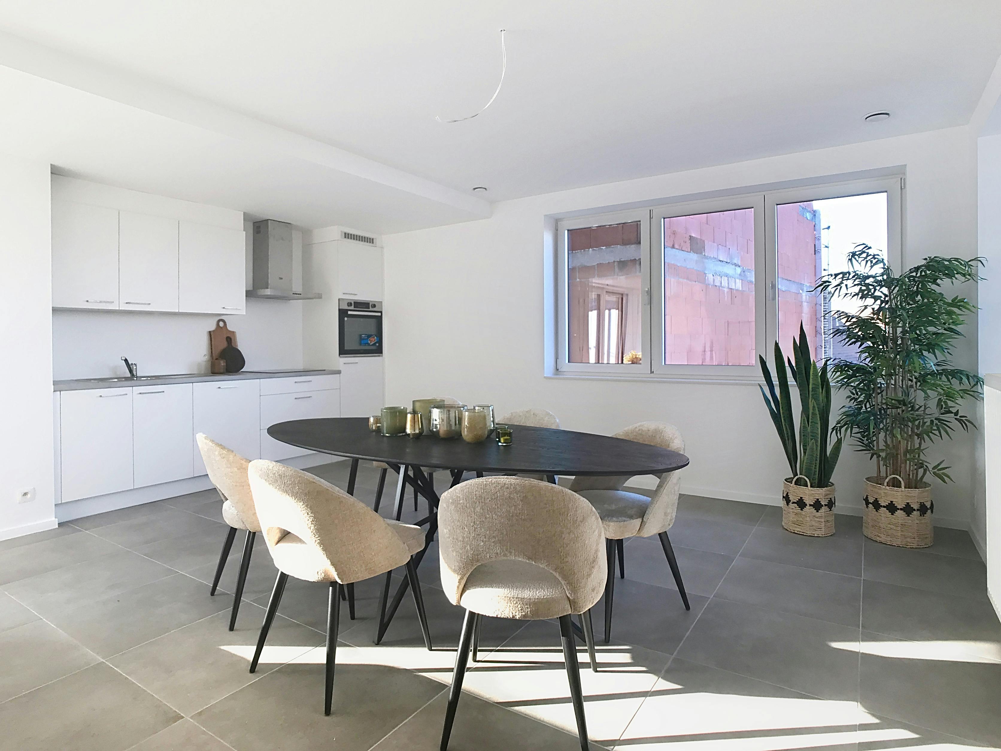 Dakappartement in centrum Staden met twee slaapkamers! foto 2