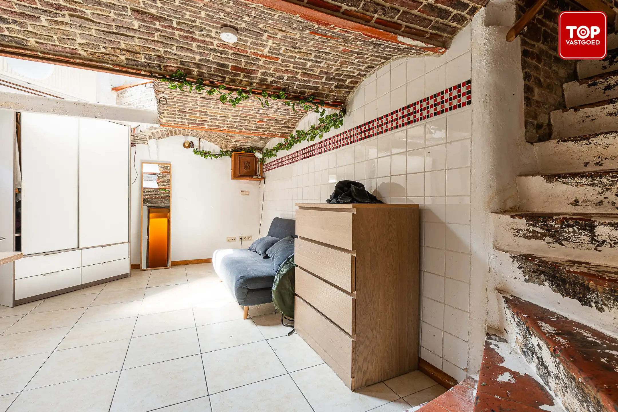 Charmante hoekwoning met 2 slaapkamers nabij centrum Gent foto 11