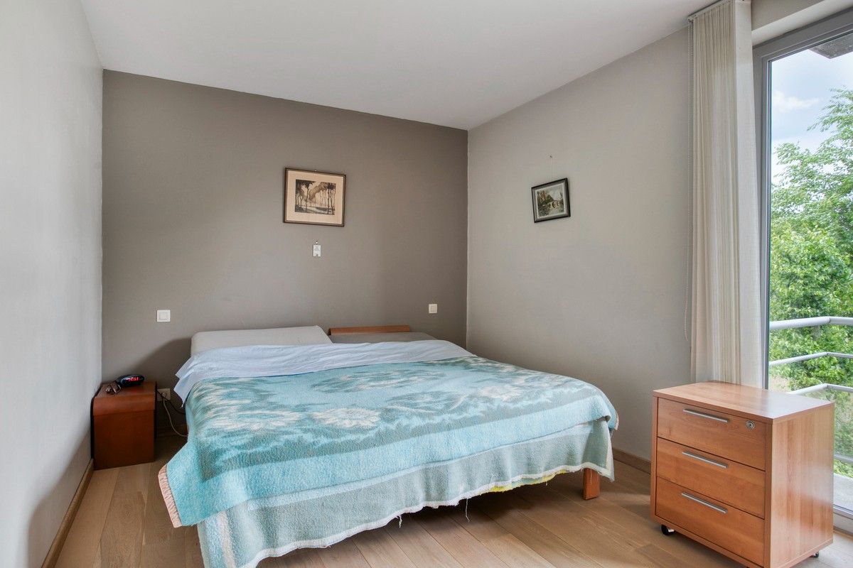 Hedendaags en perfect onderhouden appartement met twee slaapkamers en twee terrassen foto 8