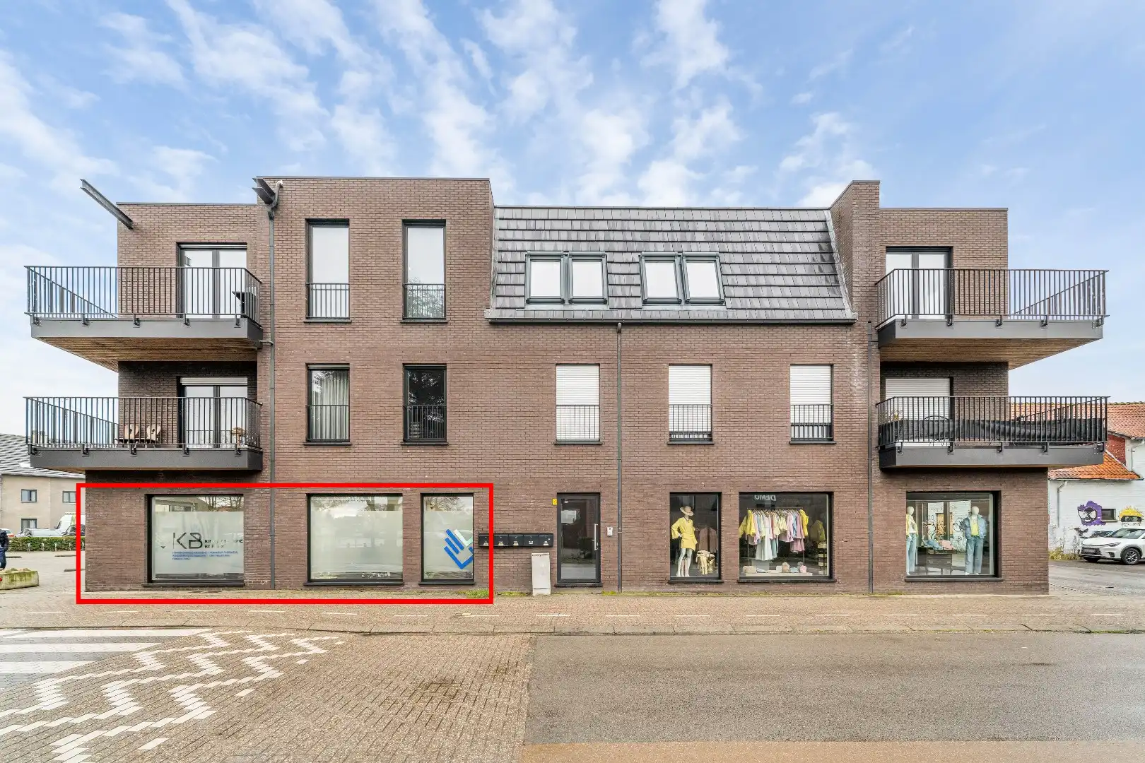 Handelsruimte, 90m² + kelder, centrum van Houthalen-Oost foto 9