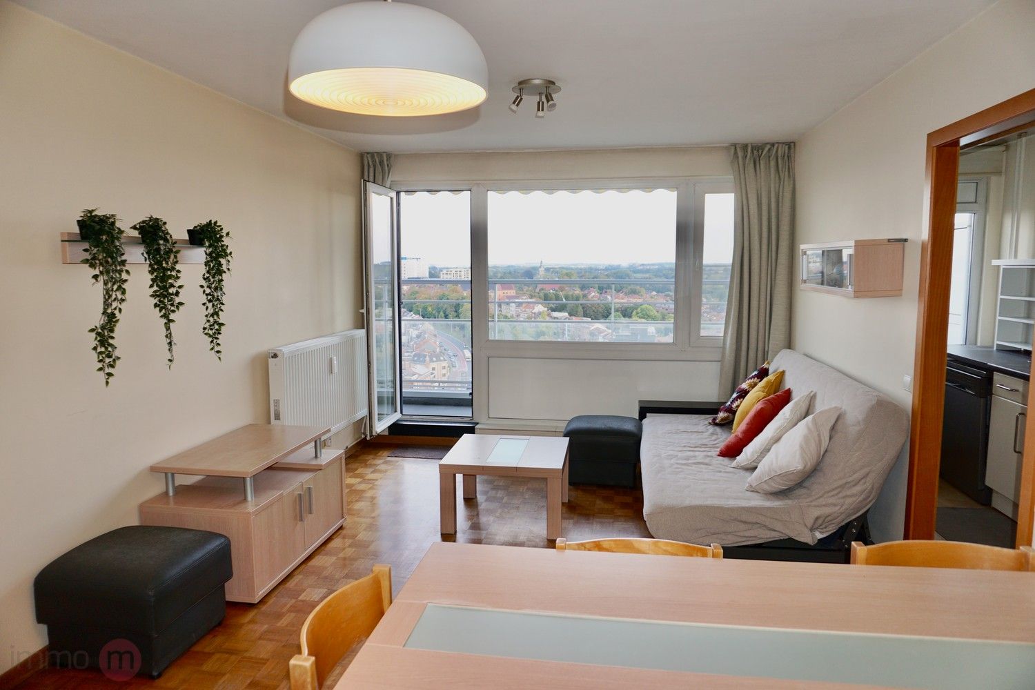 Gemeubeld appartement met 1 slaapkamer, bureelruimte, terras en fantastisch uitzicht over Leuven. foto 4