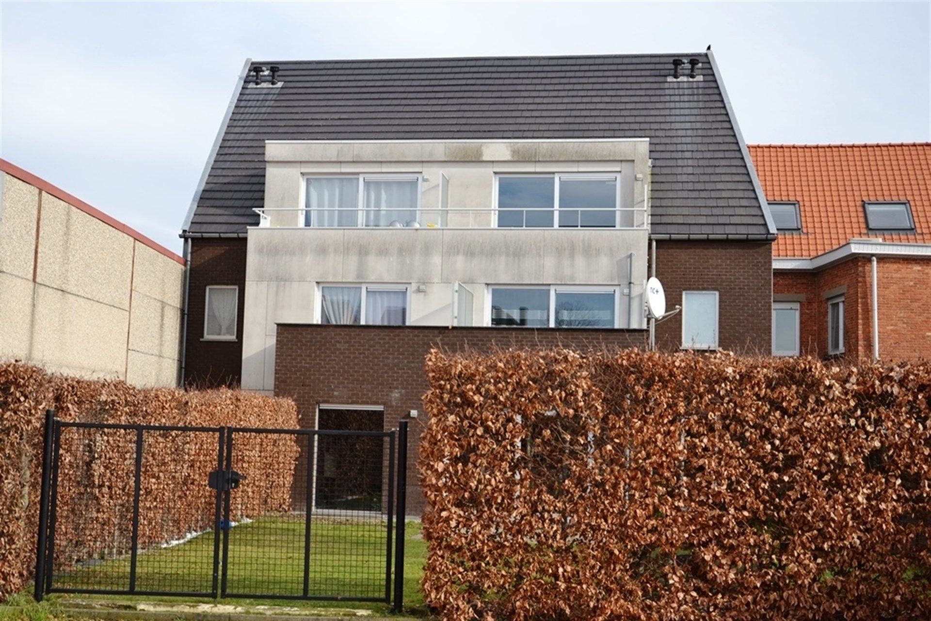 Instapklaar mooi ruim energiezuinig appartement met zuidgericht terras en garage. foto 12