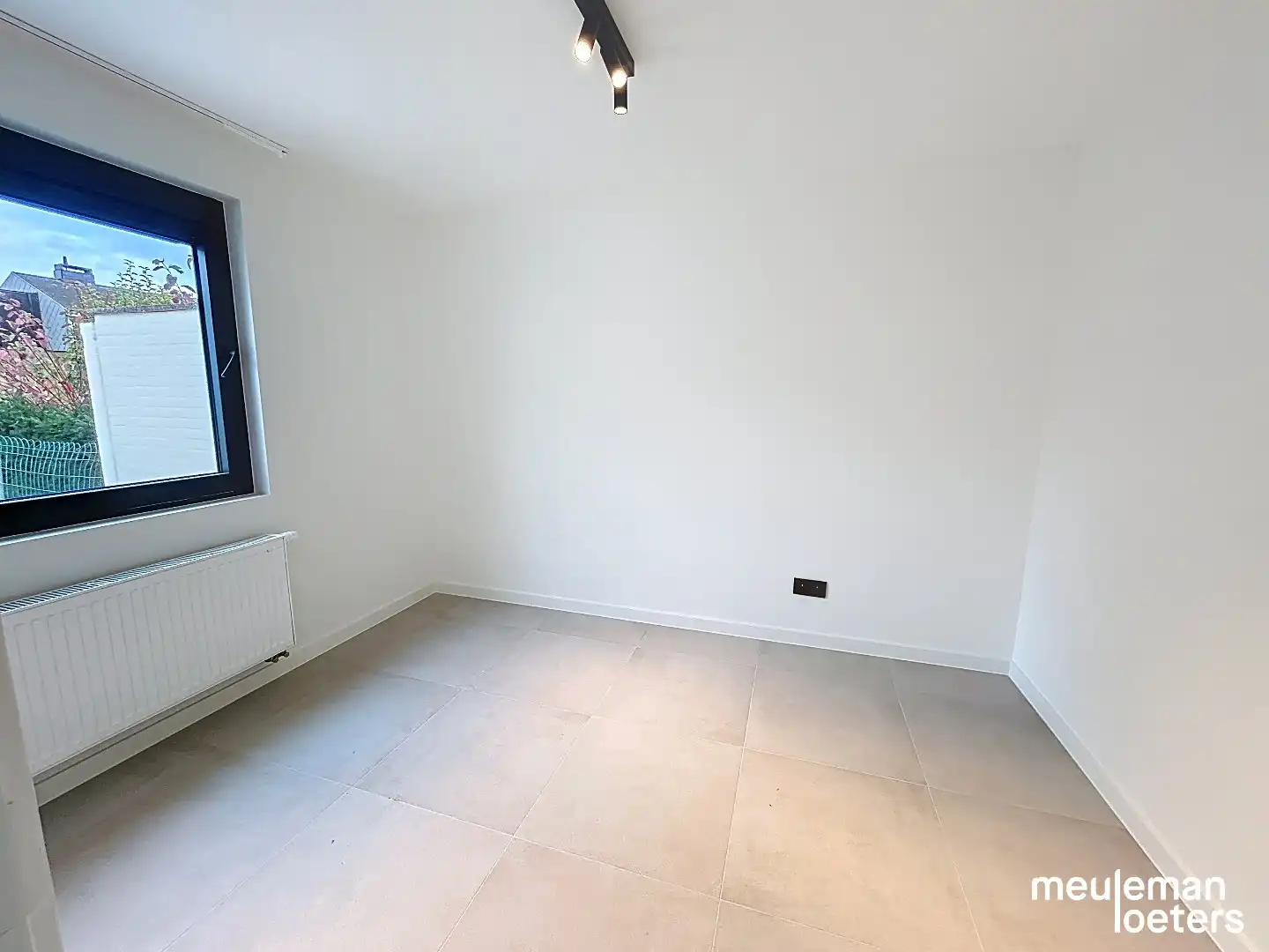 Prachtige rijwoning met 3 slaapkamers foto 11