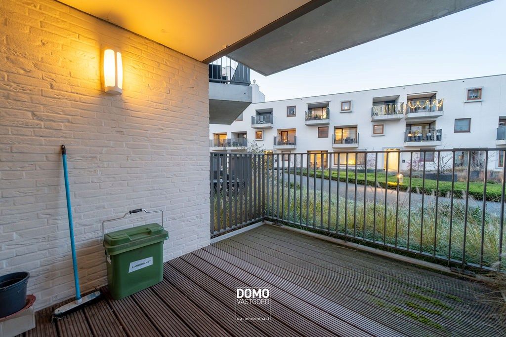 MODERN EN ENERGIEZUINING APPARTEMENT MET 1 SLAAPKAMER EN EIGEN PARKING TE BILZEN foto 12
