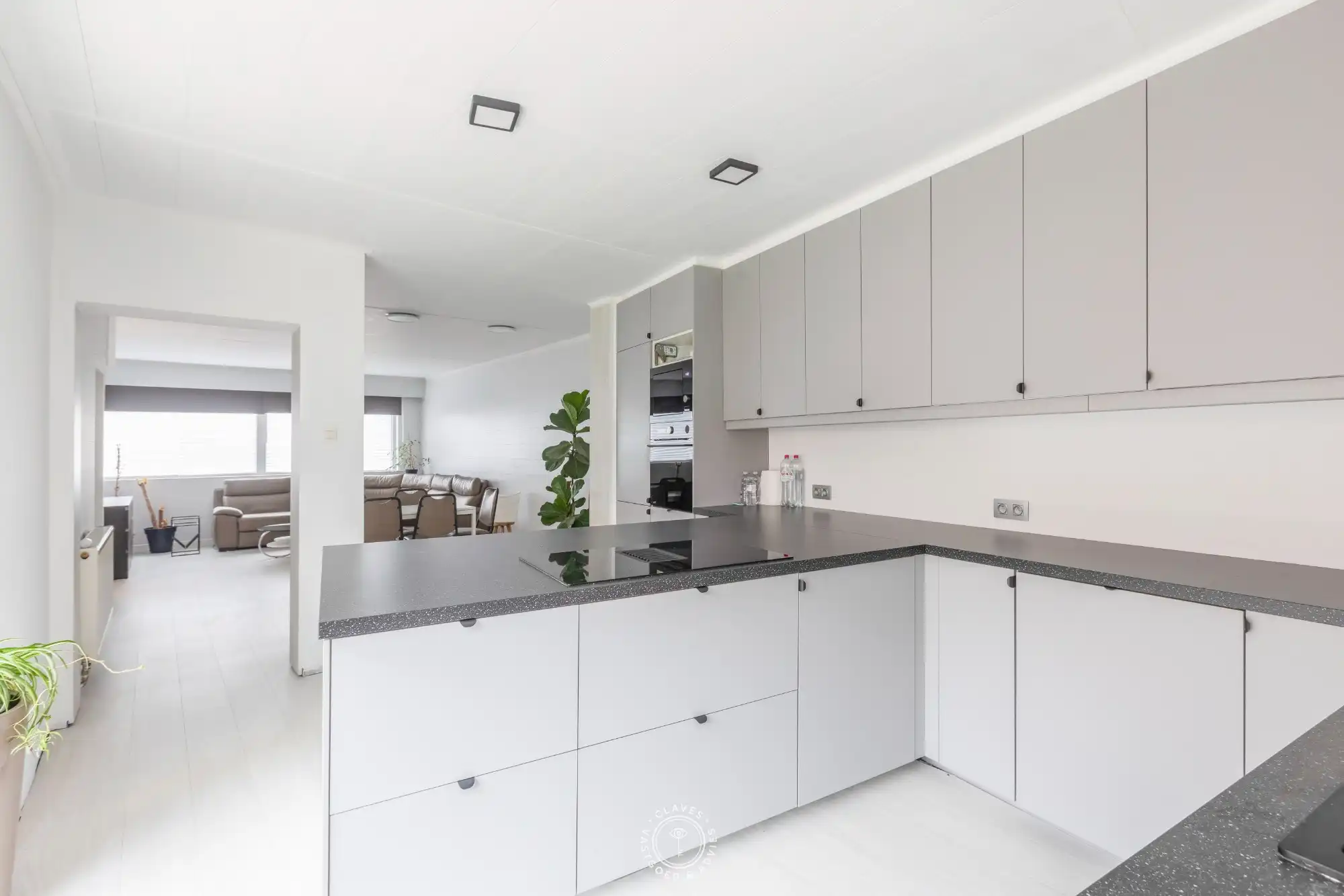 Vierslaapkamer woning met privatieve parkeermogelijkheden foto 5