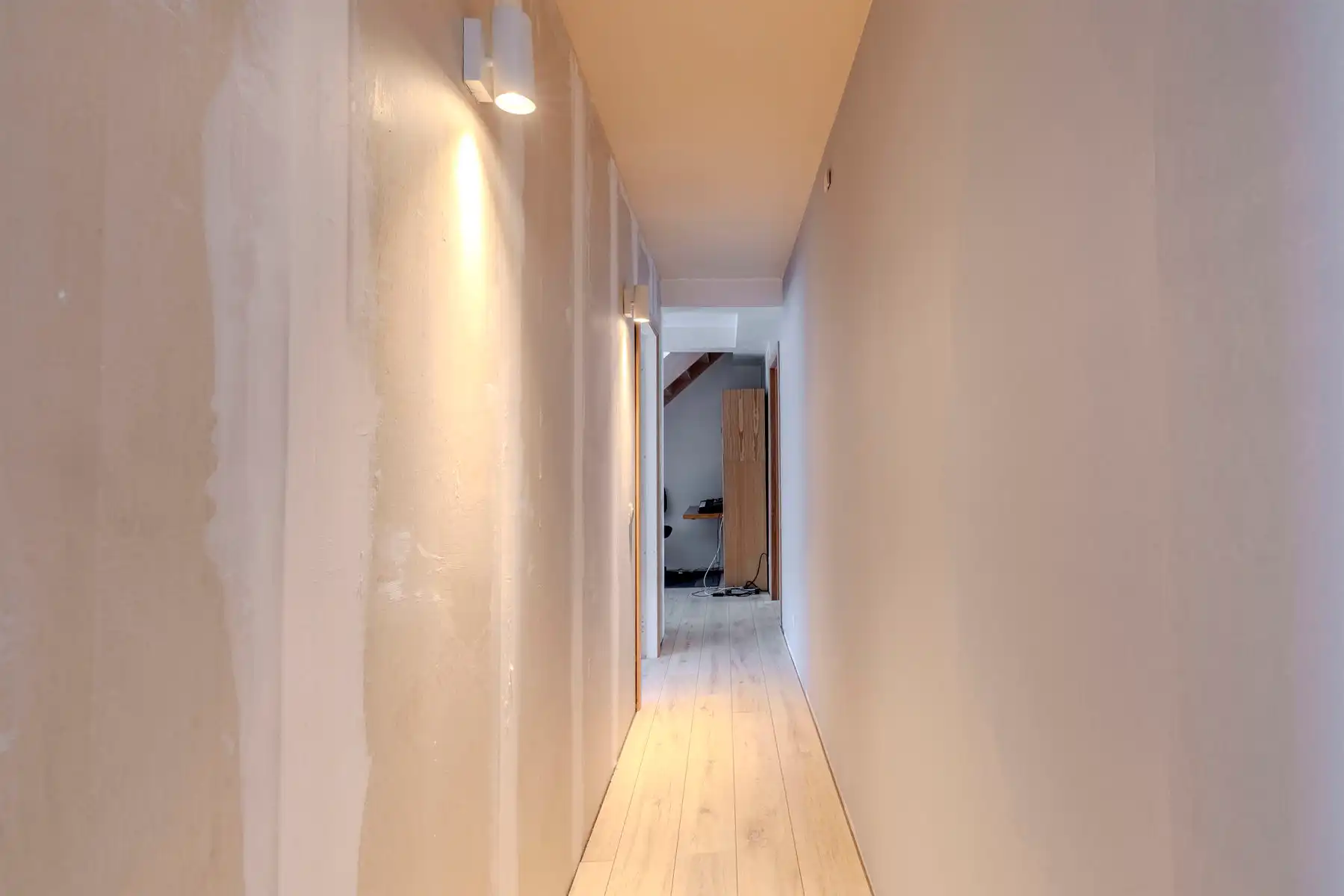 Instapklare woning met 4 slpks, 2 badks en gezellige tuin foto 14