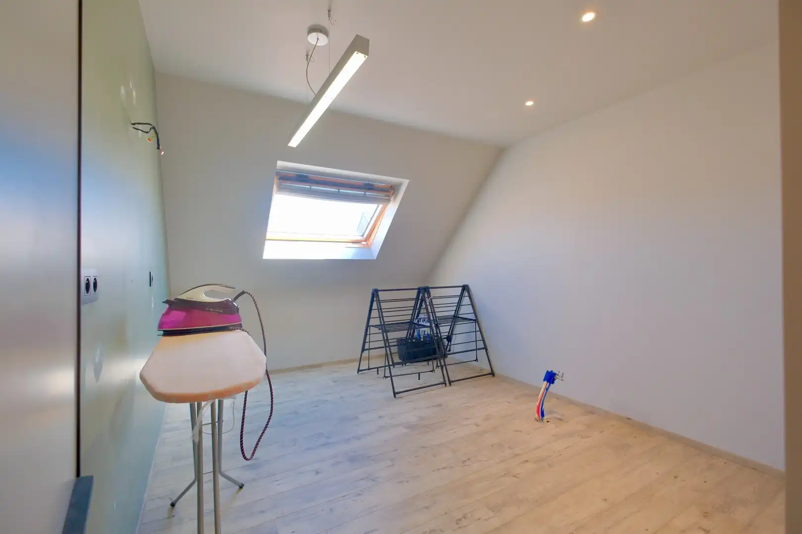 Lichtervelde - Prachtige recente woning met 3 slpks, garage en tuin foto 17