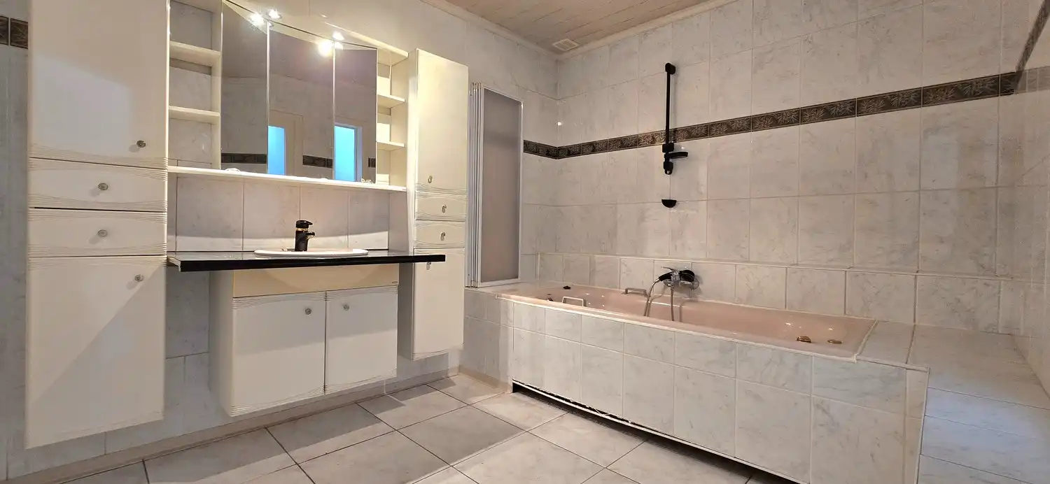 Huis te koop foto 10