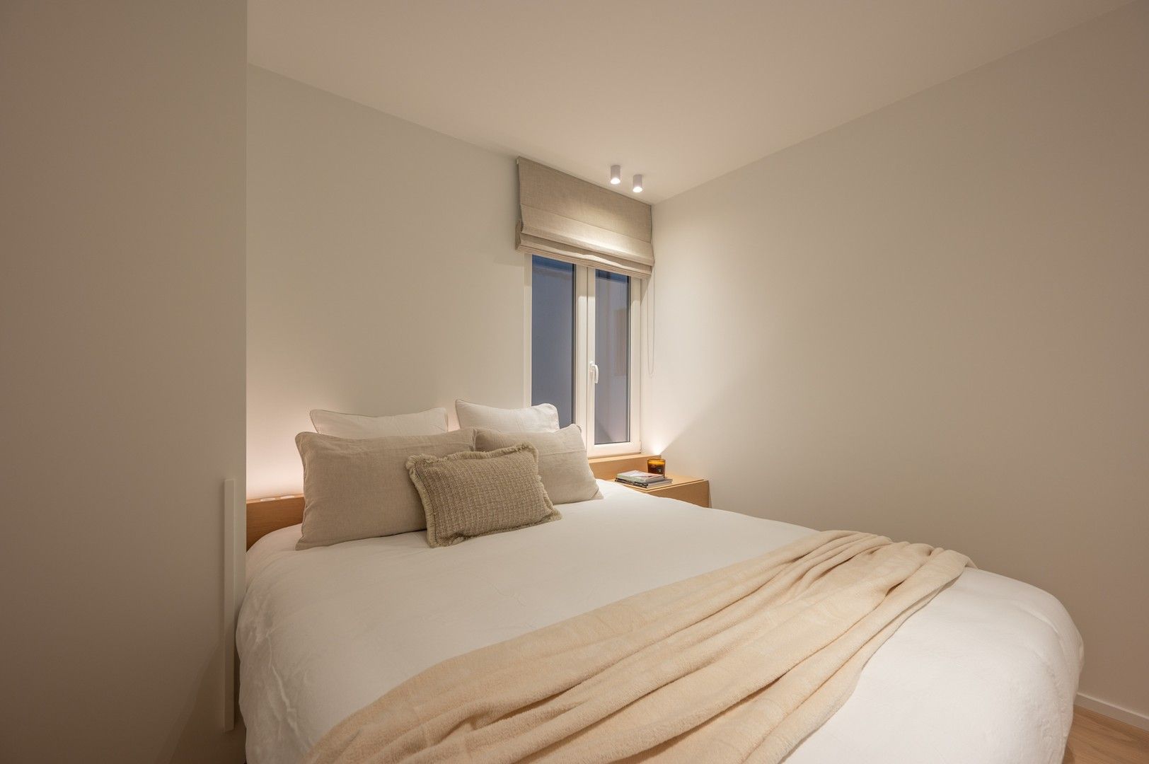 Instapklaar 3-slaapkamer appartement met terras nabij de Zeedijk. foto 19