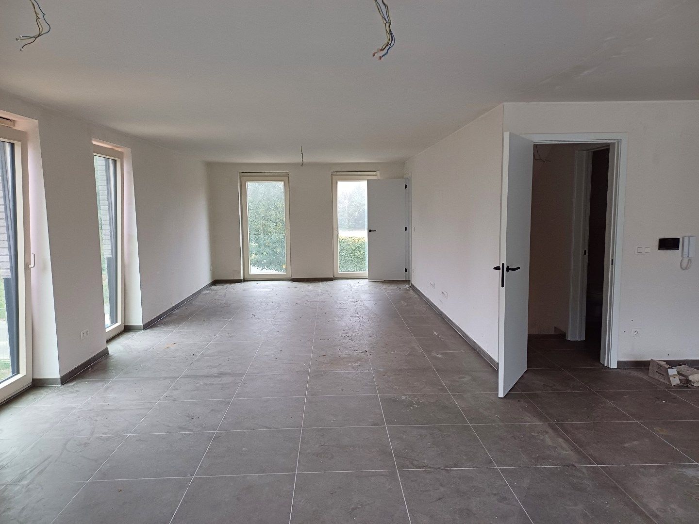 Ruim instapklaar energie-zuinig nieuwbouw-appartement in (Neer) Pelt centrum foto 4